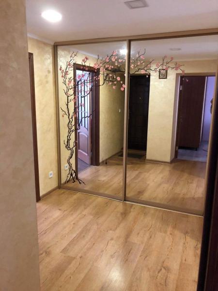 Продам 2-кімнатну квартиру