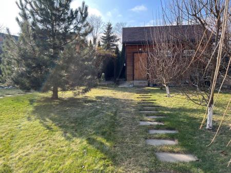 Продам ділянку під забудову приватного будинку