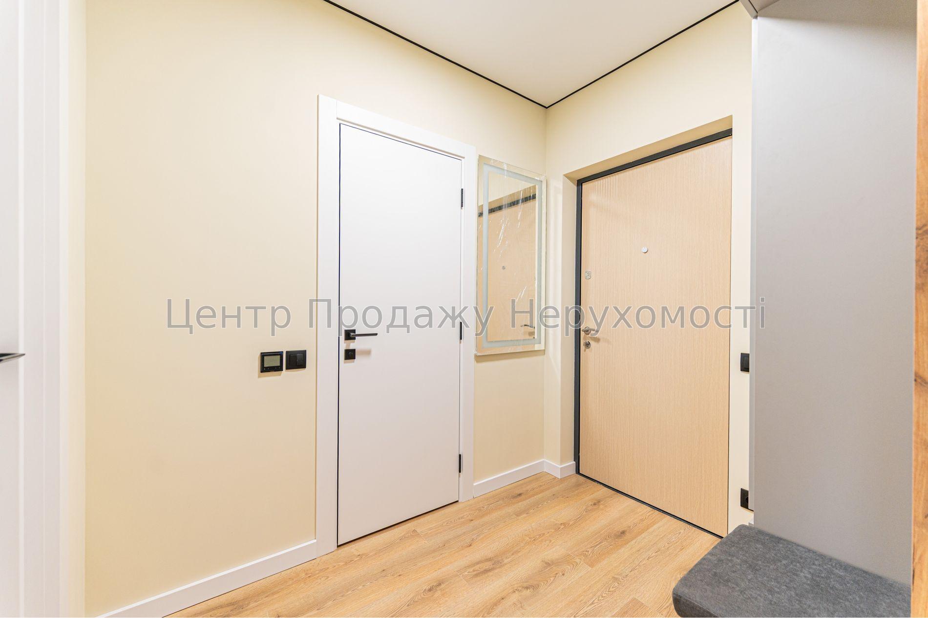 Фото Продам 1-кімнатну в ЖК 