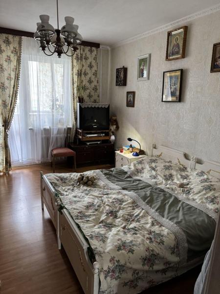 Продам 3-комнатную квартиру