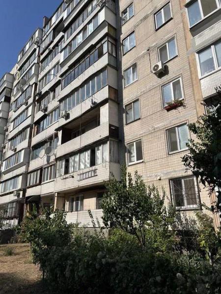 Продам 2-кімнатну квартиру