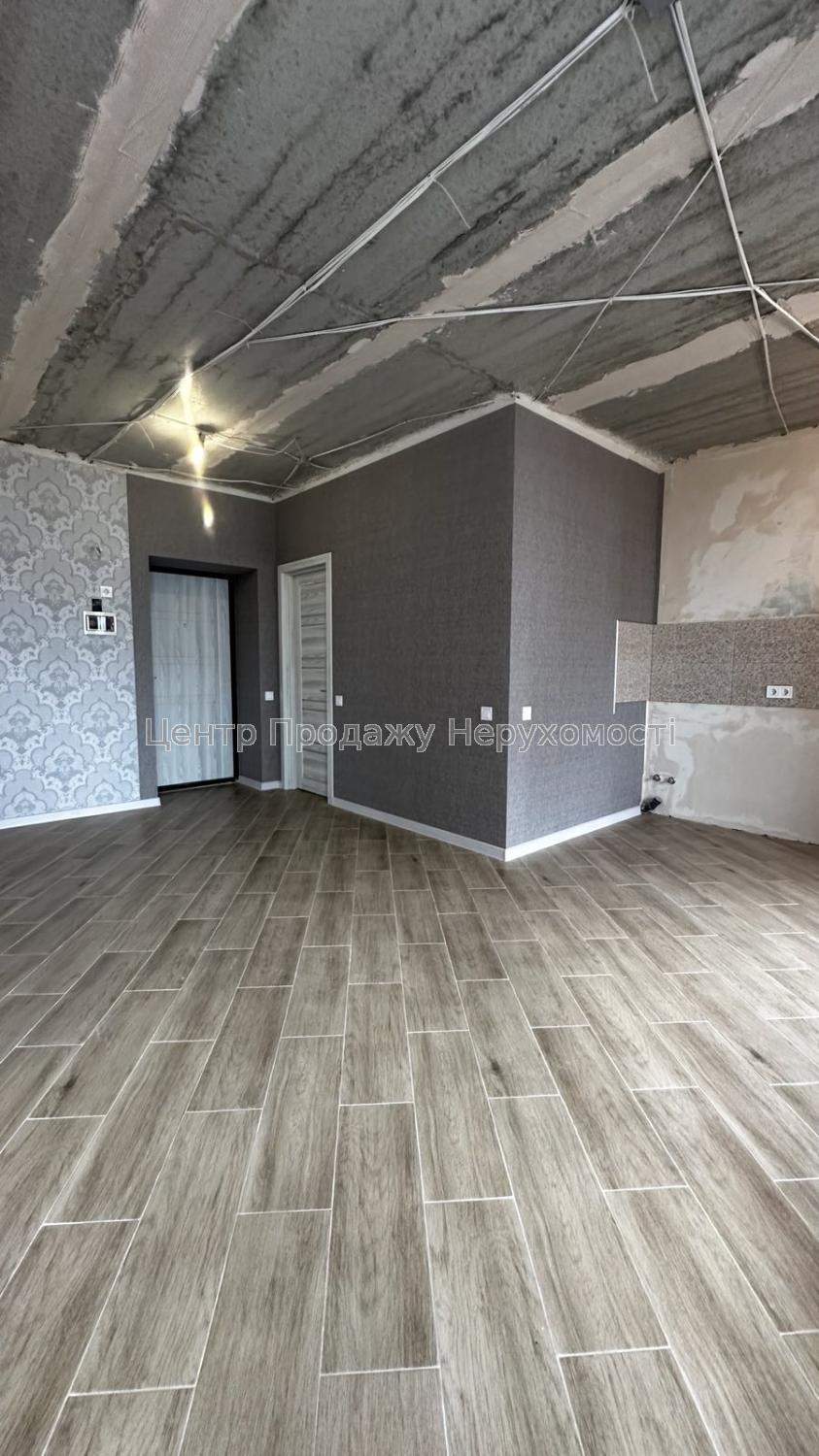 Фото Продаж 1-к квартири-судії. ЖК 