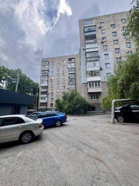 Продам 2-кімнатну квартиру