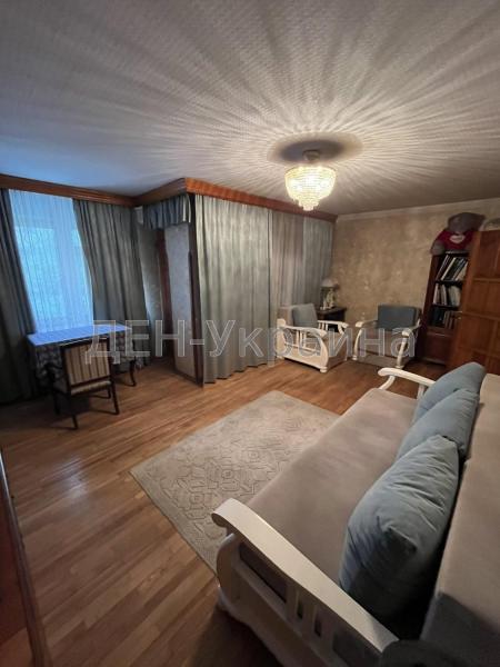 Продам 3-кімнатну квартиру