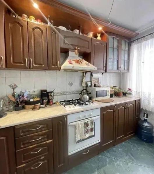 Продам 3-кімнатну квартиру