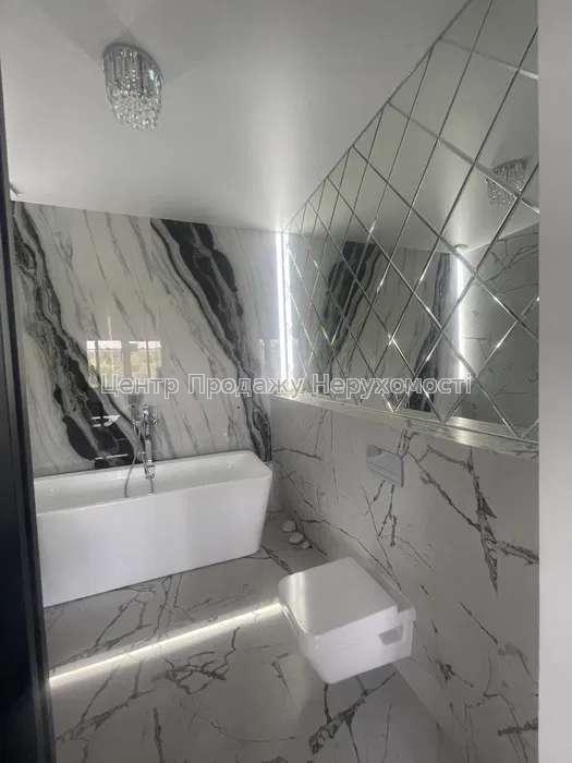 Фото Продам 4 кімнатна квартира ЖК Білий слон7