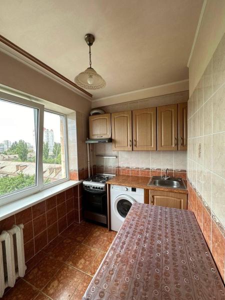 Продам 3-кімнатну квартиру