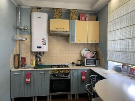 Продам 3-комнатную квартиру