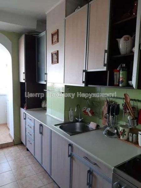 Продам 3-кімнатну квартиру