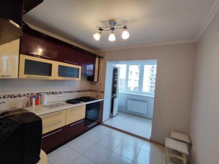 Продам 3-кімнатну квартиру