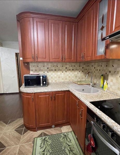 Продам 2-кімнатну квартиру