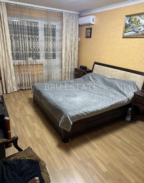 Продам 2-кімнатну квартиру