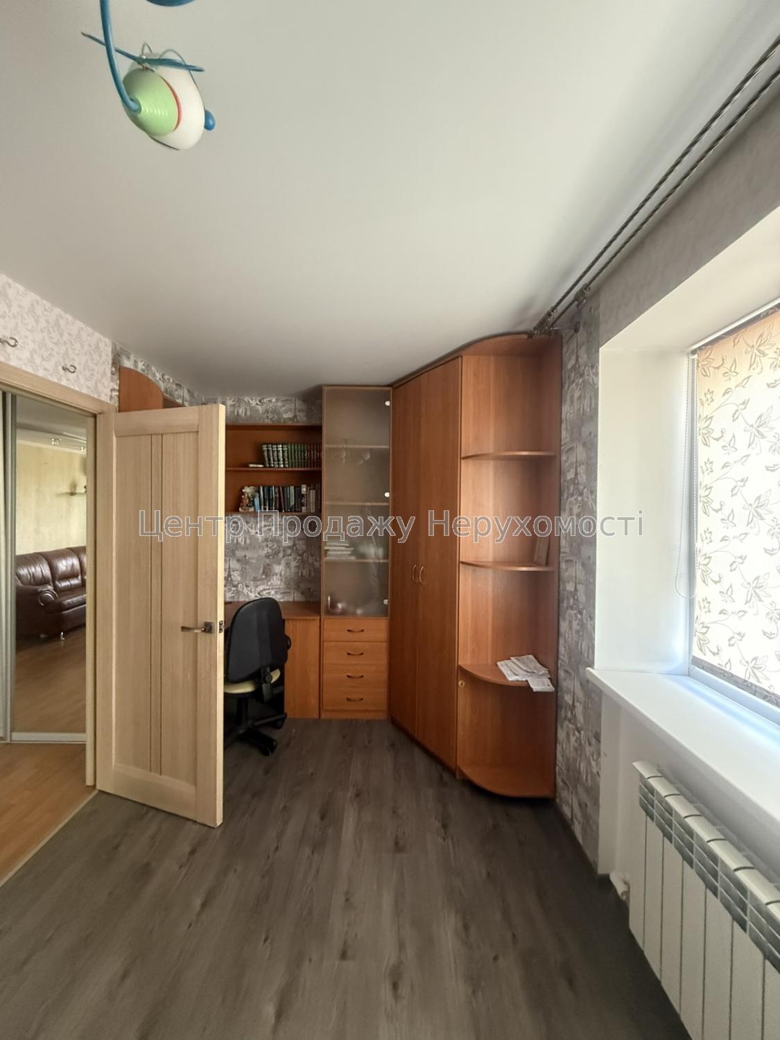 Фото Продам 2к квартиру з євроремонтом, метро Наукова9
