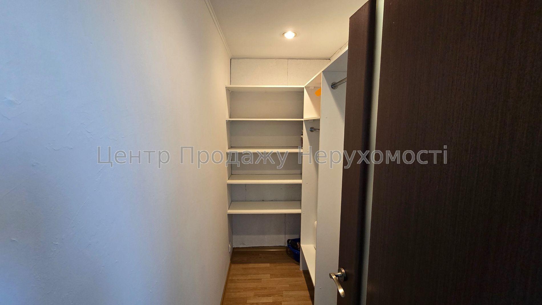 Фото Продаж квартири10