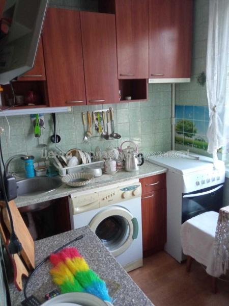 Продам 2-кімнатну квартиру