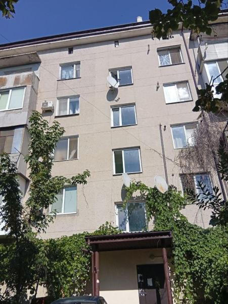 Продам 2-комнатную квартиру