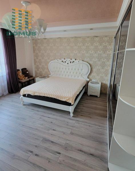 Продам 2-кімнатну квартиру, ЖК&nbsp;«Гольфстрім»