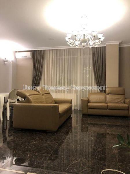 Продам 3-кімнатну квартиру, &nbsp;ЖК&nbsp;«Атол»