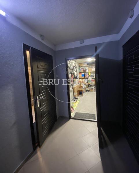 Продам 2-кімнатну квартиру