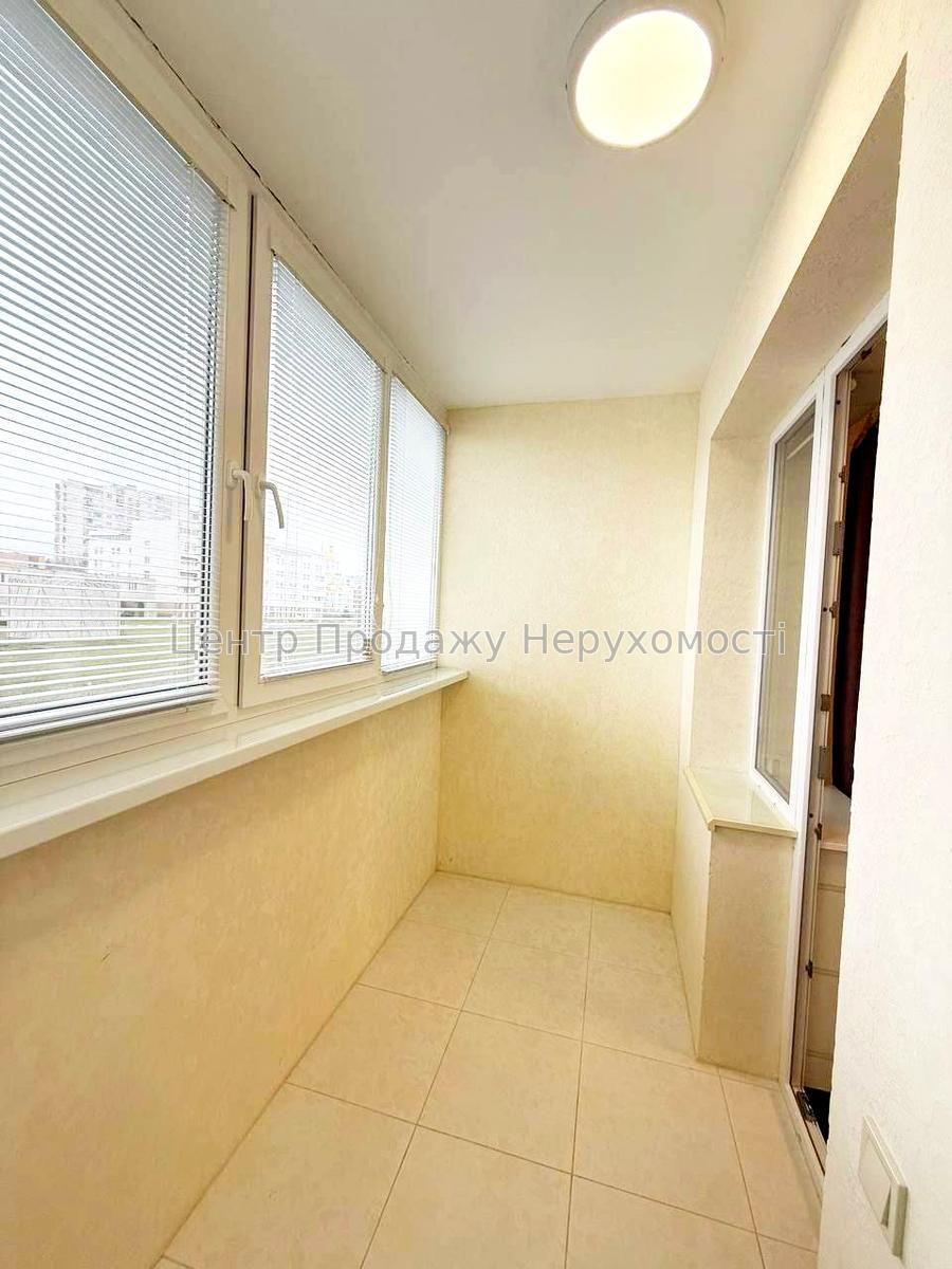 Фото Продаж 2к квартири в Харкові. Салтівка18