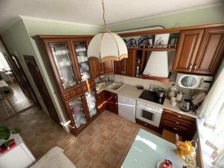 Продам 2-кімнатну квартиру