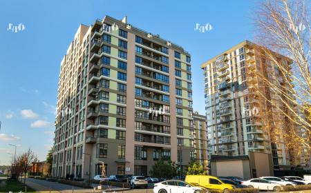 Продам 3-комнатную квартиру в новостройке, ЖК&nbsp;Krona&nbsp;Park&nbsp;2