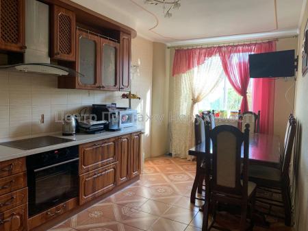 Продам 2-кімнатну квартиру