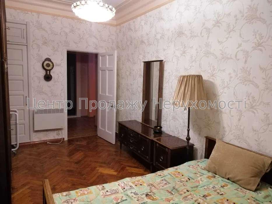 Фото Продам 3 кімнатну сталінку 88м2, метро Індустріальна в.Миру 52, 3 пов.4