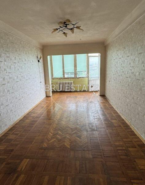 Продам 3-кімнатну квартиру