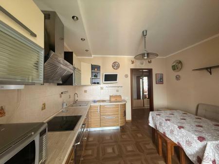 Продам 2-кімнатну квартиру