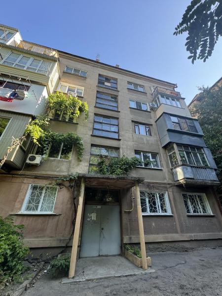 Продам 2-комнатную квартиру