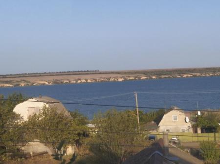 Продам 2-поверховий будинок