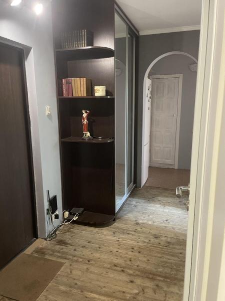 Продам 2-кімнатну квартиру