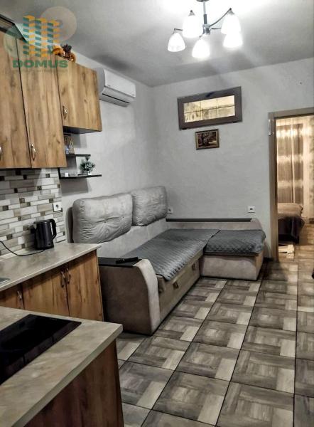Продам готельку, ЖК&nbsp;«Золоті&nbsp;Стовпи»