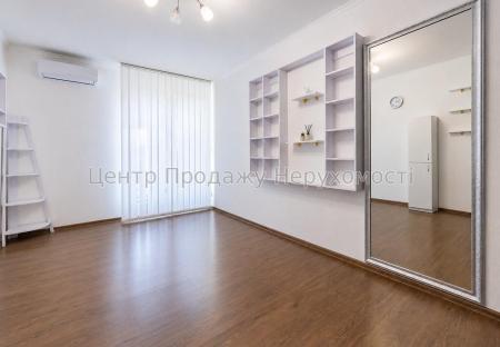 Продам 3-кімнатну квартиру, ЖК&nbsp;Комфорт&nbsp;Таун