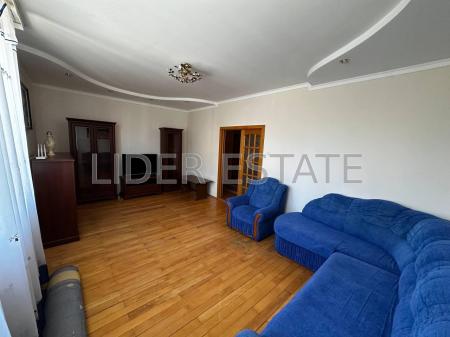 Продам 3-кімнатну квартиру