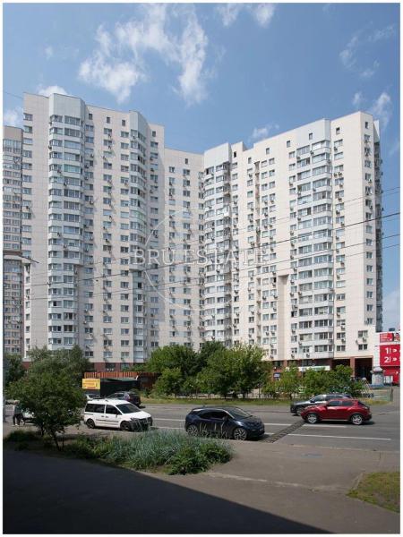 Продам 3-кімнатну квартиру
