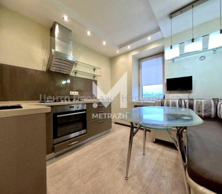 Продам 3-кімнатну квартиру