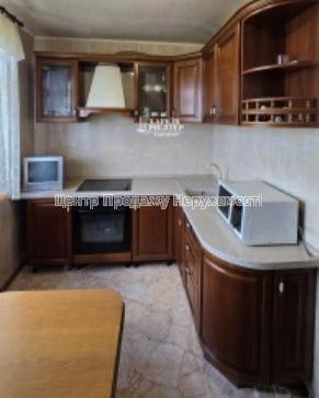 Продам 3-кімнатну квартиру