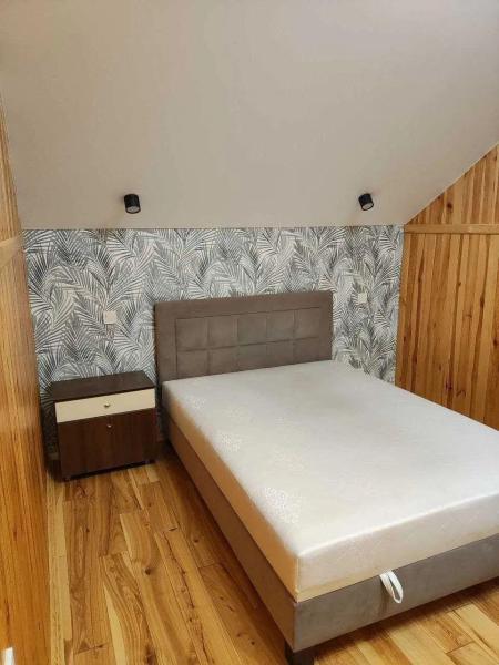 Здам 2-поверховий будинок