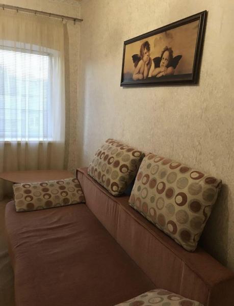 Продам 4-кімнатну квартиру