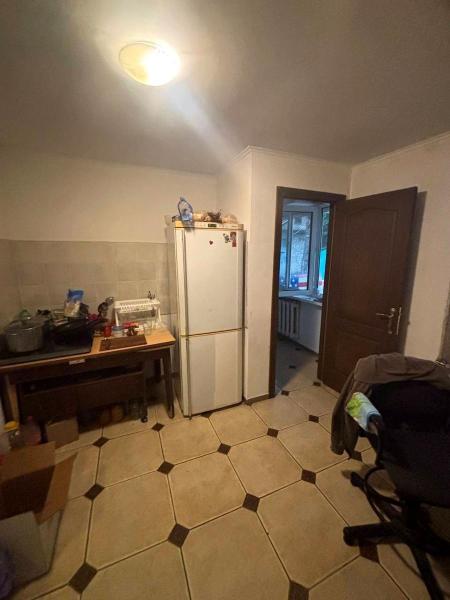 Продам 3-комнатную квартиру