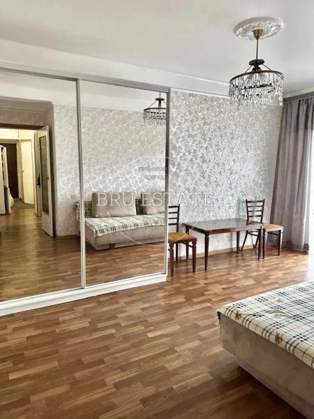 Продам 3-кімнатну квартиру