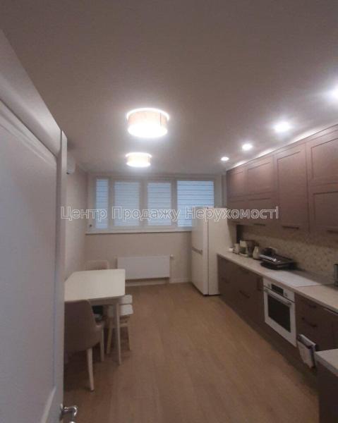Продам 3-кімнатну квартиру, ЖК&nbsp;Новомостицько-Замковецький
