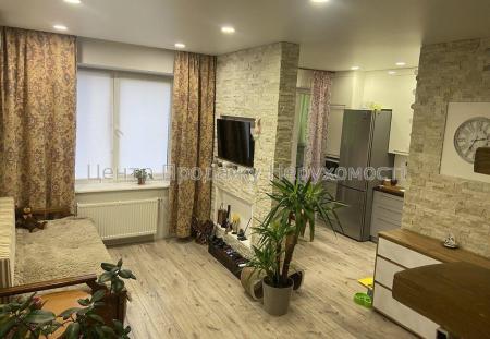Продам 3-кімнатну квартиру, ЖК&nbsp;«Київський&nbsp;маєток»