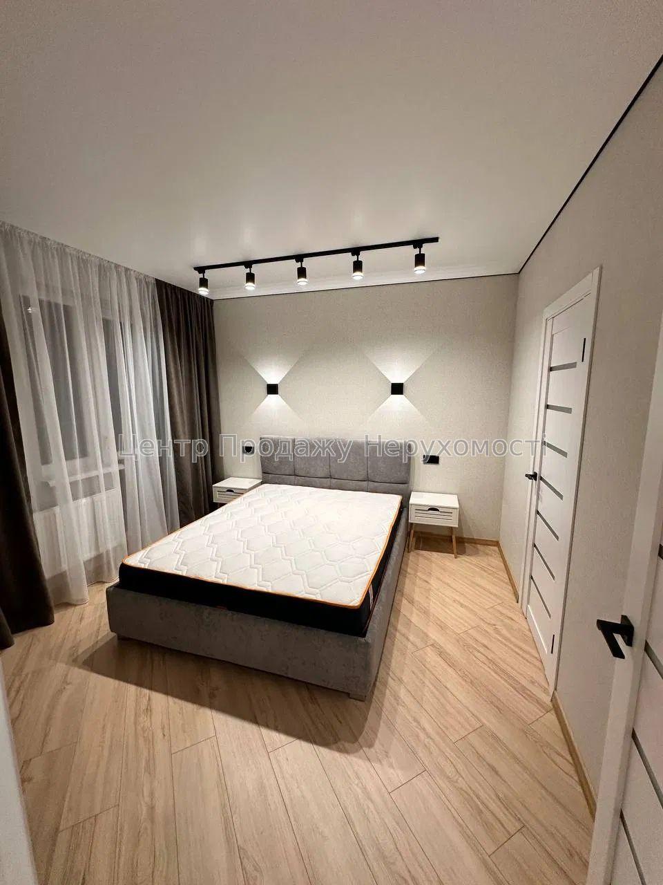 Фото Квартира 3 кімнатна в ЖК 