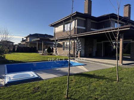 Продам 2-поверховий будинок, КМ&nbsp;Вітаград