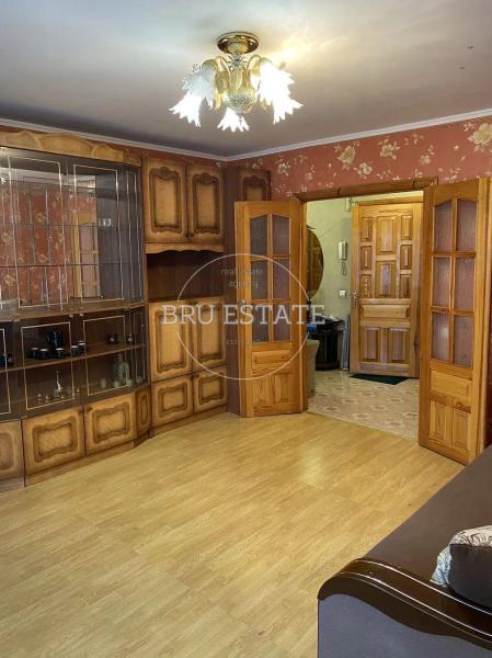 Продам 2-кімнатну квартиру