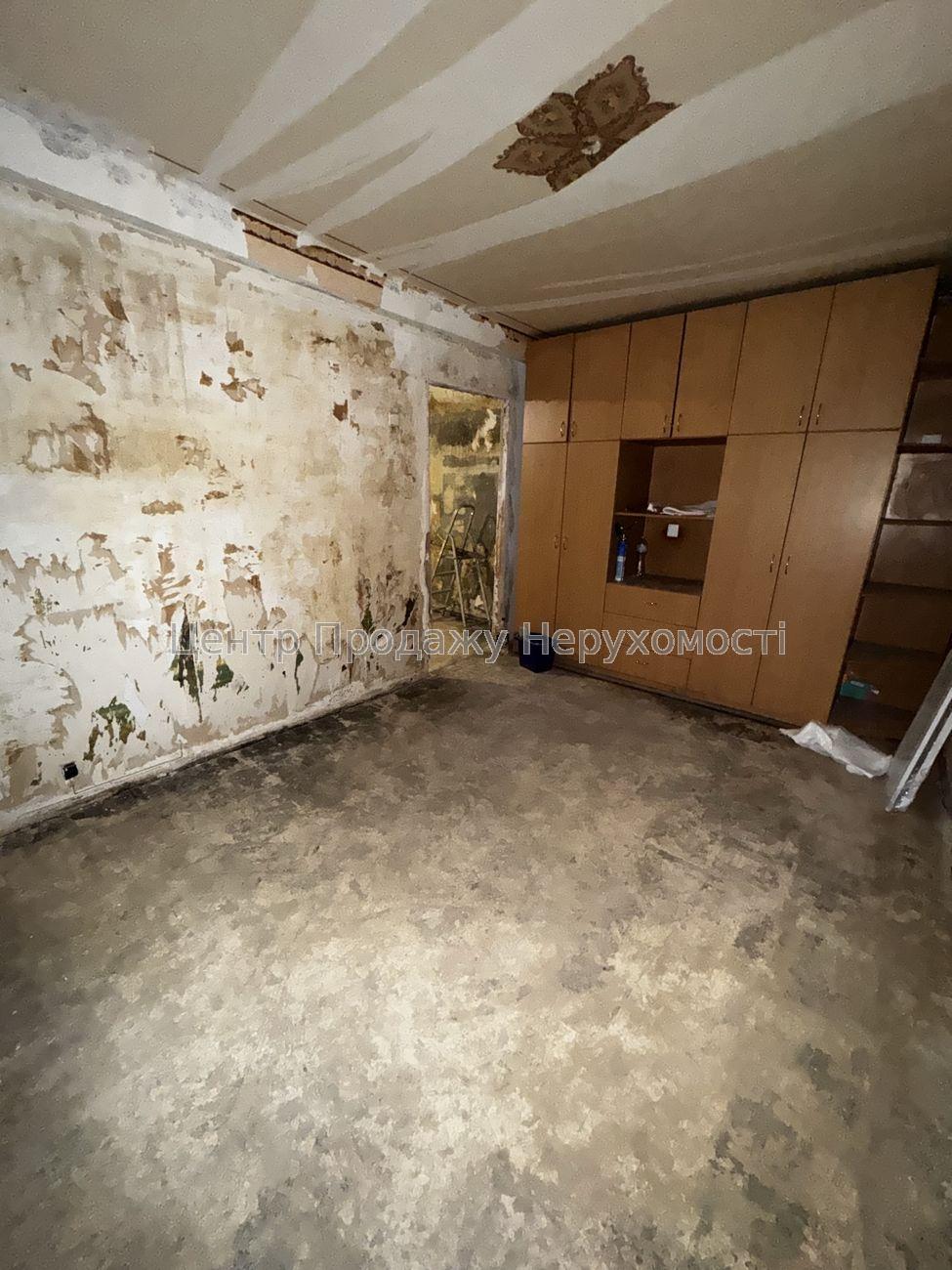 Фото Продаж 2-кімнатної квартири в Києві під ремонт ІВ6