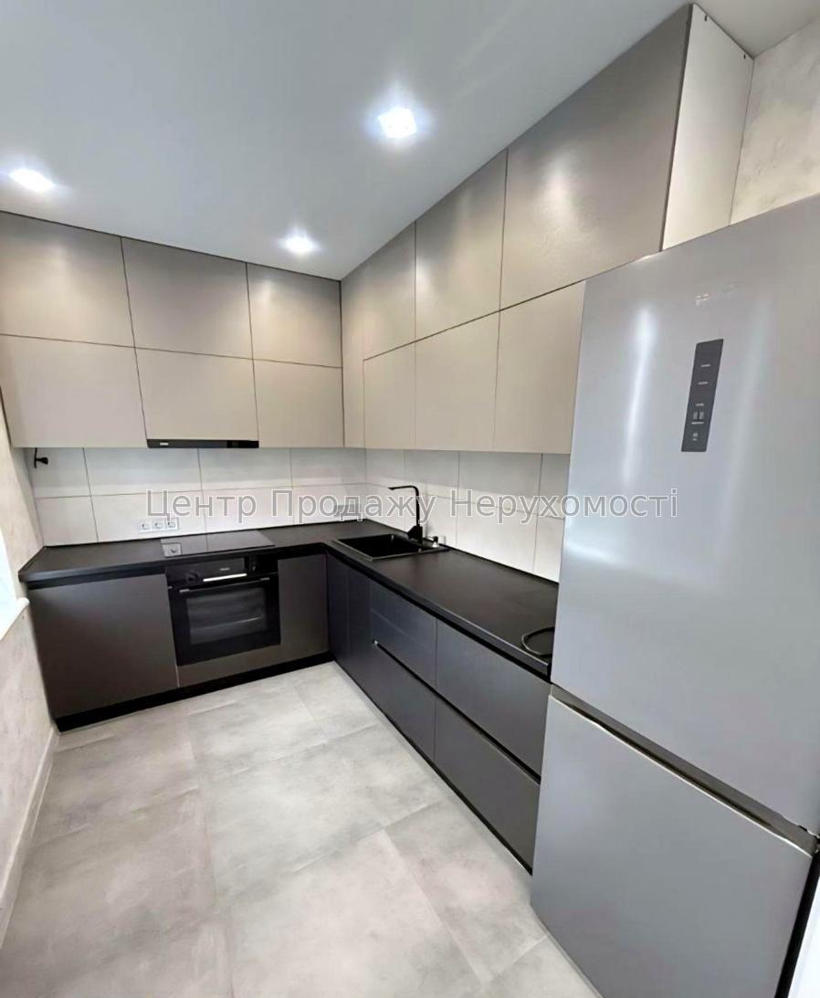 Фото Продаж 3 кімн. квартири у Харкові. Салтівка1